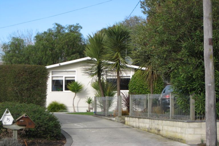 Photo of property in 16 Elizabeth Place, Clive, 4102