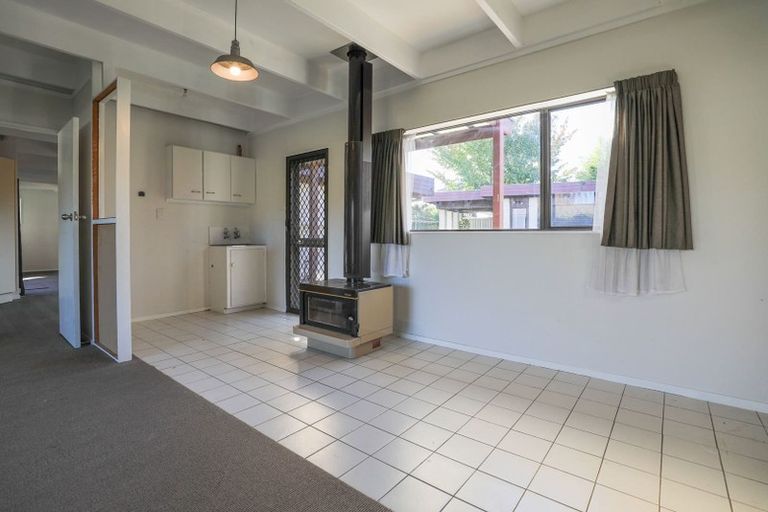 Photo of property in 28 Hyde Avenue, Richmond Heights, Taupo, 3330