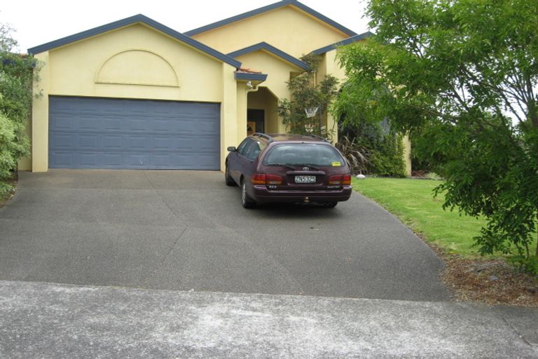 Photo of property in 14 Jackson Place, Pukekohe, 2120