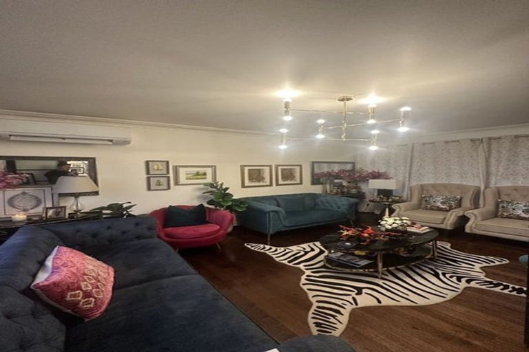 Photo of property in 27 Exminster Street, Blockhouse Bay, Auckland, 0600