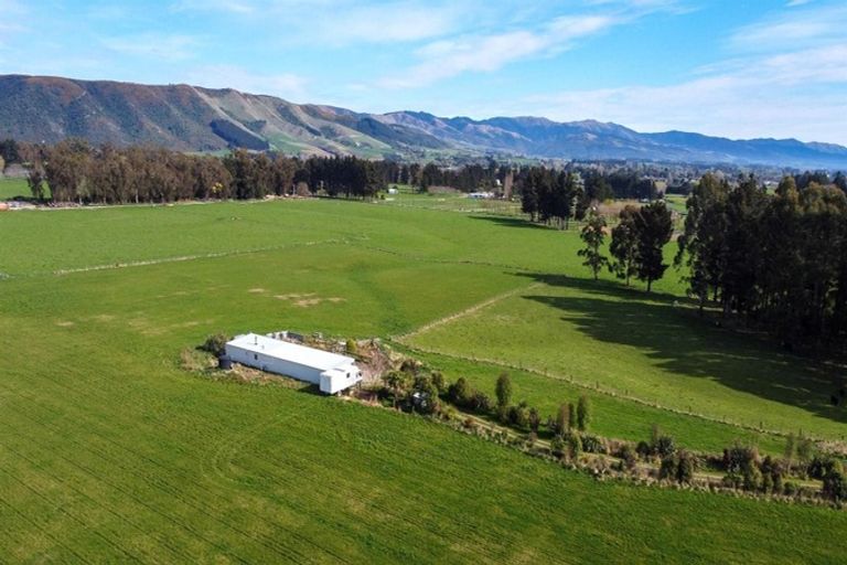 Photo of property in 192 Waihao Back Road, Waimate, 7979