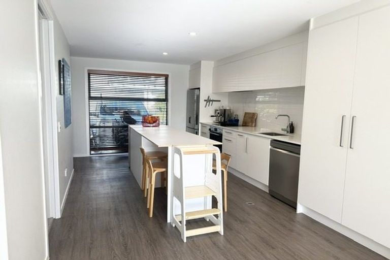 Photo of property in 10 Kaiwawao Lane, Hobsonville, Auckland, 0616