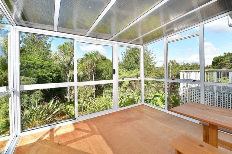 Photo of property in 130 Shanks Road, Helensville, 0875