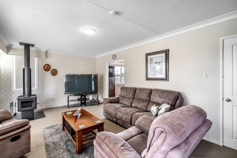 Photo of property in 63 Edinburgh Crescent, Waikiwi, Invercargill, 9810