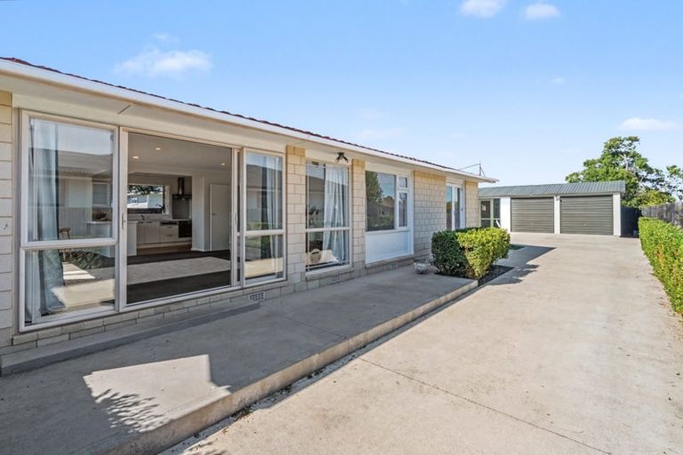 Photo of property in 66 Bickerton Street, Wainoni, Christchurch, 8061