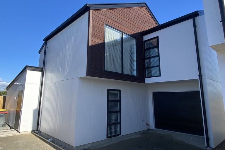 Photo of property in 3/242 Edgeware Road, Edgeware, Christchurch, 8013