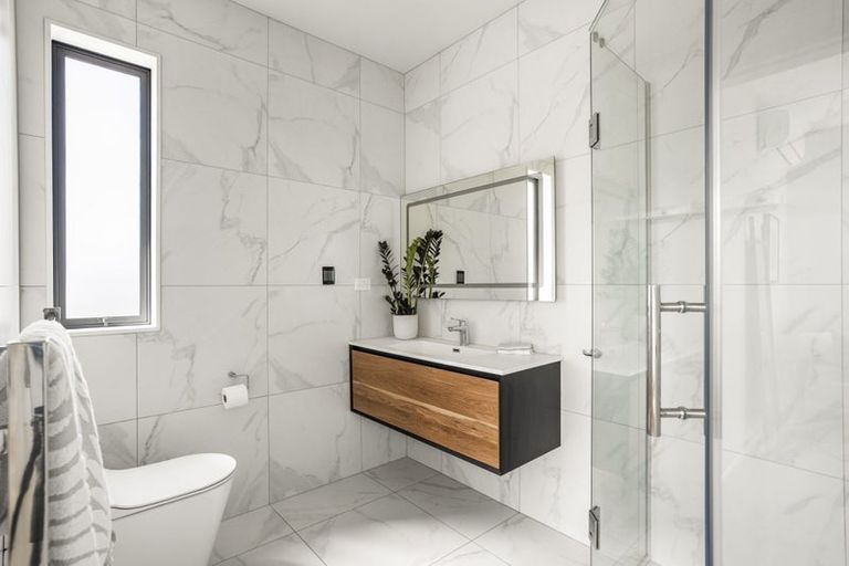 Photo of property in 27 Surf View Crescent, Red Beach, 0932