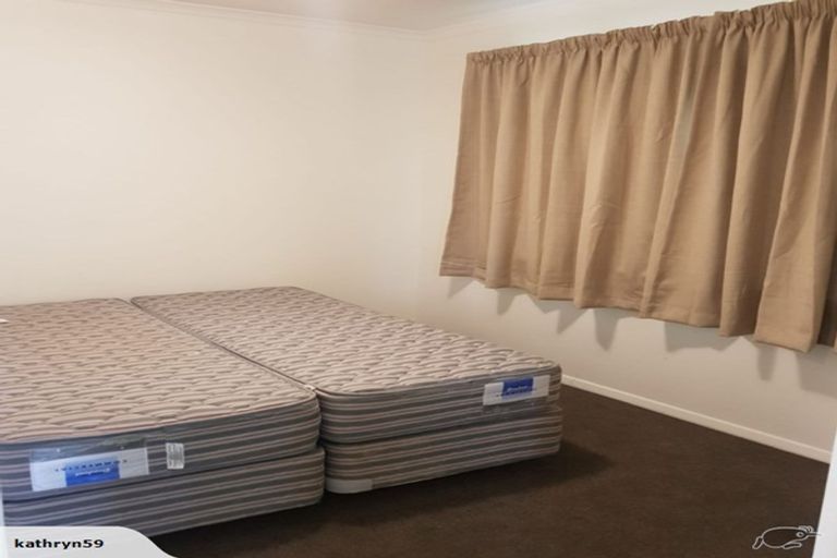 Photo of property in 733 Harewood Road, Harewood, Christchurch, 8051