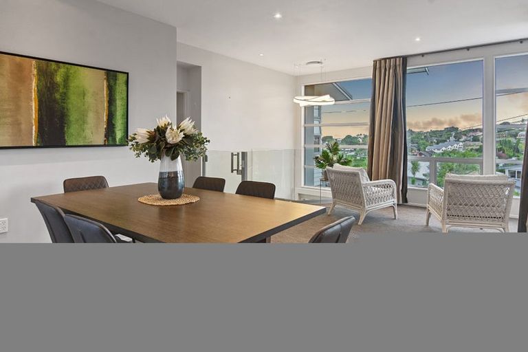 Photo of property in 48 Hebron Road, Waiake, Auckland, 0630