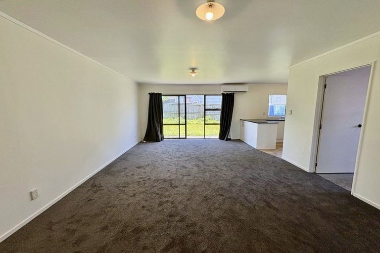 Photo of property in 2/38 Myers Road, Manurewa East, Auckland, 2102