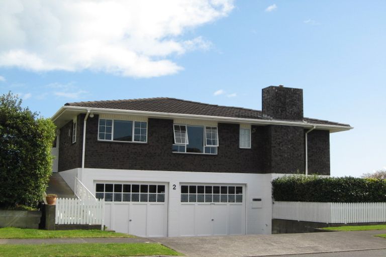 Photo of property in 2 Rossiter Crescent, Lynmouth, New Plymouth, 4310