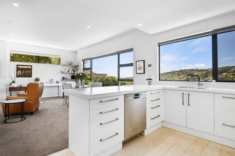 Photo of property in 1/17b Cracroft Terrace, Cashmere, Christchurch, 8022