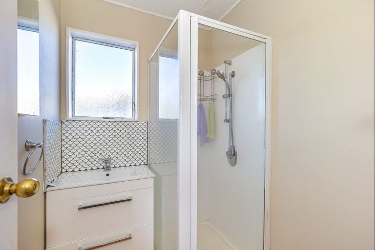 Photo of property in 83 Strathmore Avenue, Levin, 5510