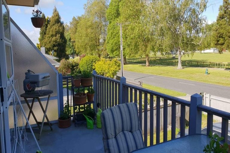 Photo of property in 51 Carlyle Street, Leamington, Cambridge, 3432