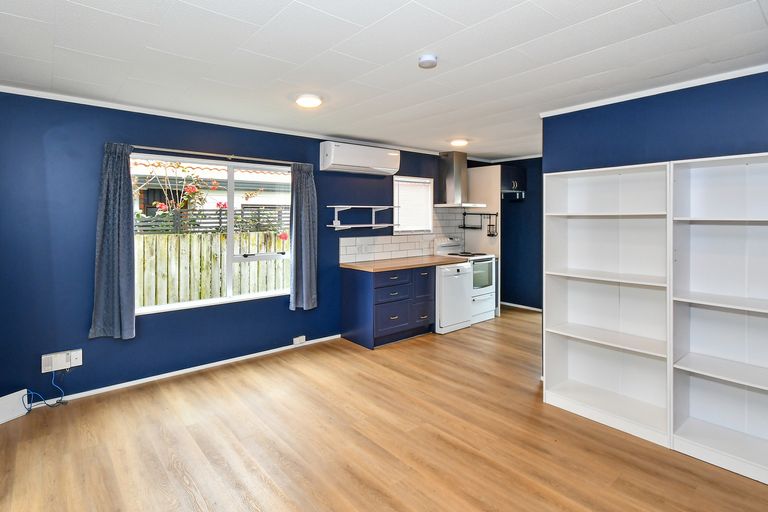 Photo of property in 1/8 Onslow Road, Papakura, 2110