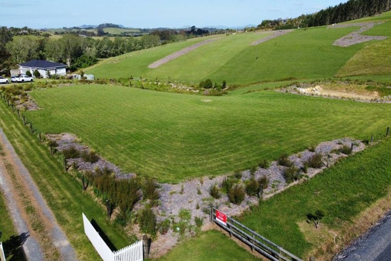 Photo of property in 41 Waitete Heights Lane, Kerikeri, 0294