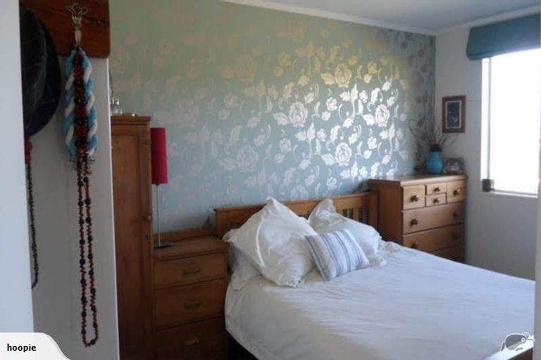 Photo of property in 1/107 Allington Road, Karori, Wellington, 6012