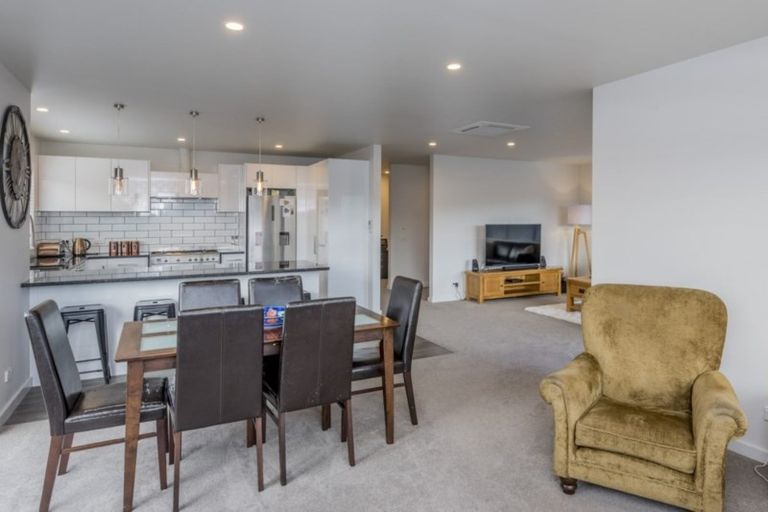 Photo of property in 53 Waipunahau Road, Waikanae, 5036