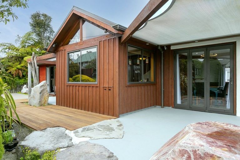Photo of property in 35 Chesham Avenue, Waipahihi, Taupo, 3330