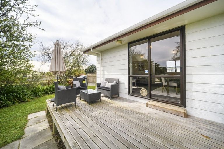 Photo of property in 34 Kowhai Street, Tokomaru, Palmerston North, 4474