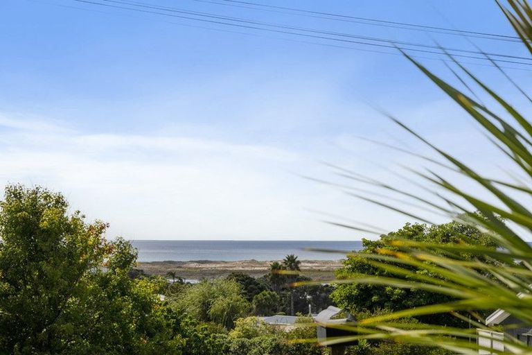 Photo of property in 11a Cullen Street, Mangawhai Heads, Mangawhai, 0505