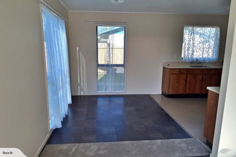 Photo of property in 11 Balmoral Street, Levin, 5510