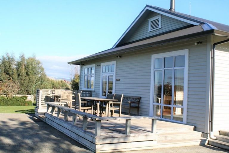 Photo of property in 183 Cowper Road, Dannevirke, 4976