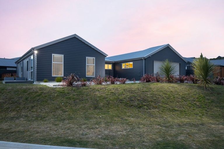 Photo of property in 30 Sandford Terrace, Lower Shotover, Queenstown, 9304