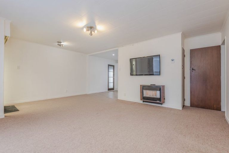 Photo of property in 1/135 Cook Street, West End, Palmerston North, 4410