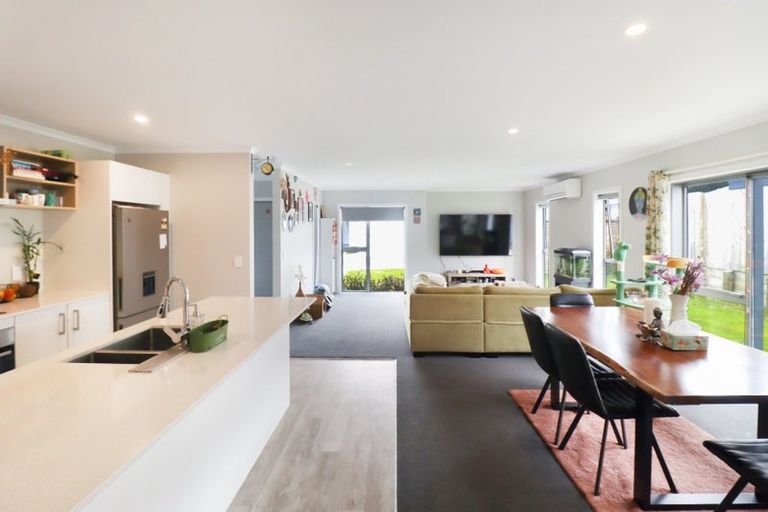 Photo of property in 23 Te Ara O Roimata, Wainuiomata, Lower Hutt, 5014