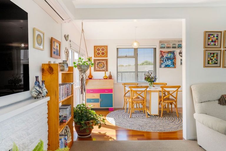 Photo of property in 22 Camellia Avenue, Aramoho, Whanganui, 4500