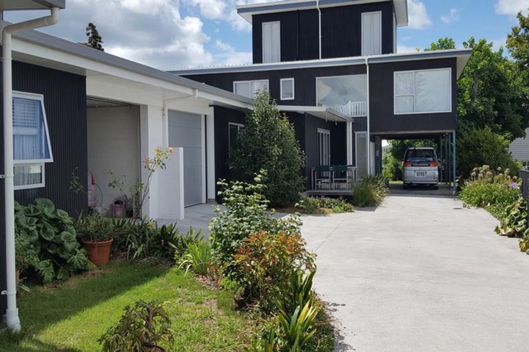 Photo of property in 2/86 Jutland Road, Hauraki, Auckland, 0622