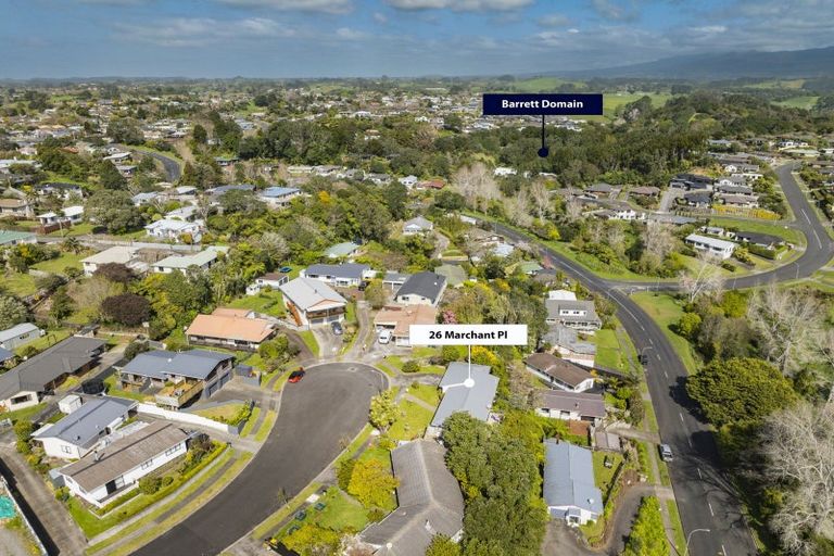 Photo of property in 26 Marchant Place, Westown, New Plymouth, 4310