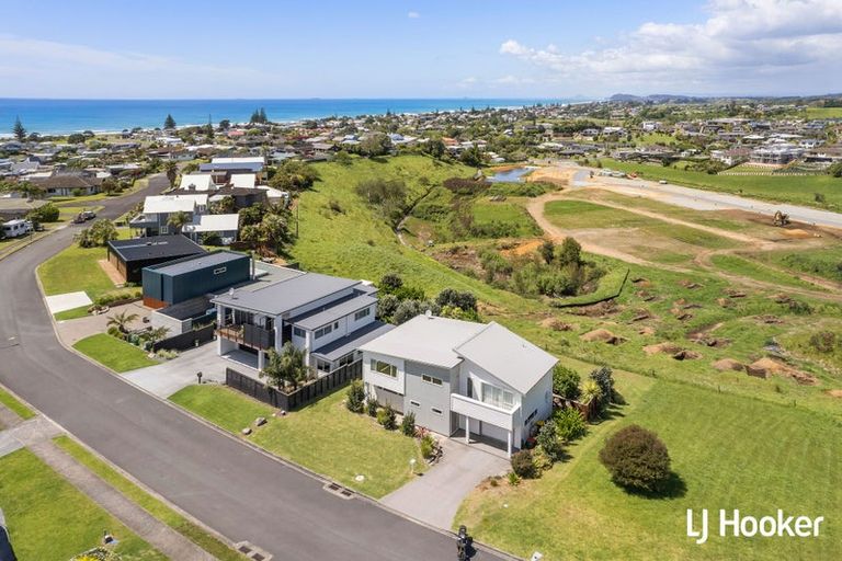 Photo of property in 45 Mayor View Terrace, Waihi Beach, 3611