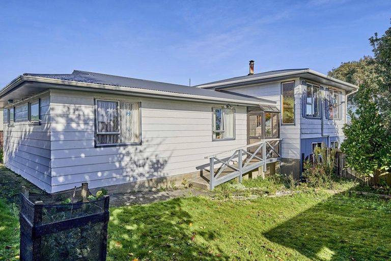 Photo of property in 456 Warspite Avenue, Ascot Park, Porirua, 5024