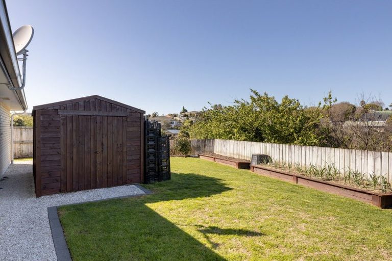 Photo of property in 12 Fairfax Crescent, Pyes Pa, Tauranga, 3112