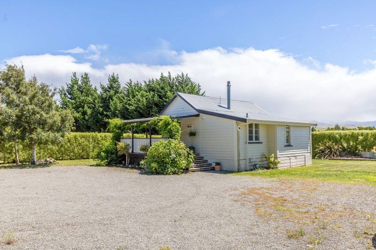 Photo of property in 842 State Highway 2, Opaki, Masterton, 5881