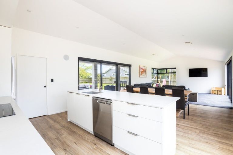 Photo of property in 244 Corbett Road, Paraite, New Plymouth, 4373