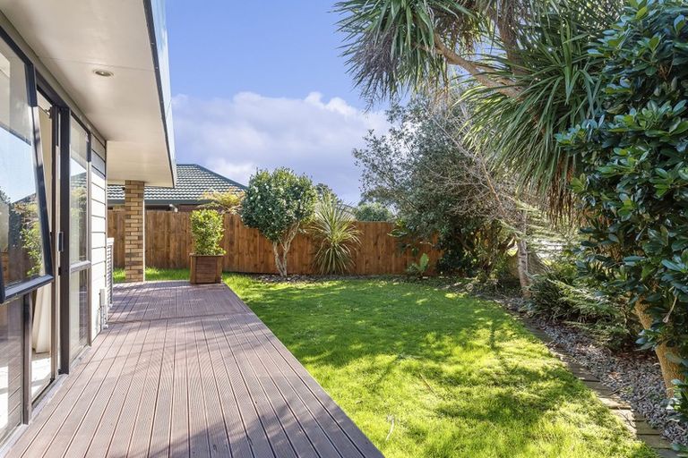 Photo of property in 14 Wood Leigh, Paraparaumu Beach, Paraparaumu, 5032