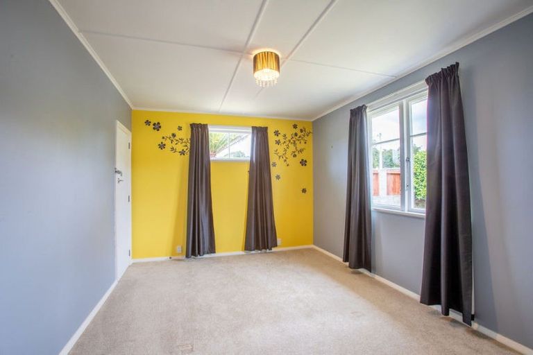 Photo of property in 16 Moore Street, Ohakune, 4625