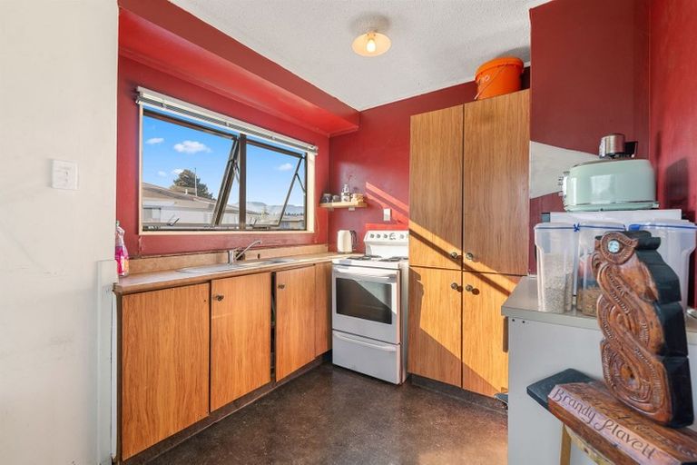 Photo of property in 11a Beech Place, Owhata, Rotorua, 3010