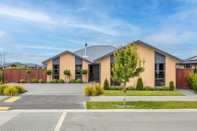 Photo of property in 82 Lady Isaac Drive, Rolleston, 7615