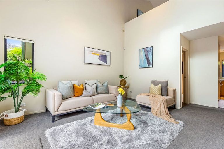 Photo of property in 48a Picasso Drive, West Harbour, Auckland, 0618