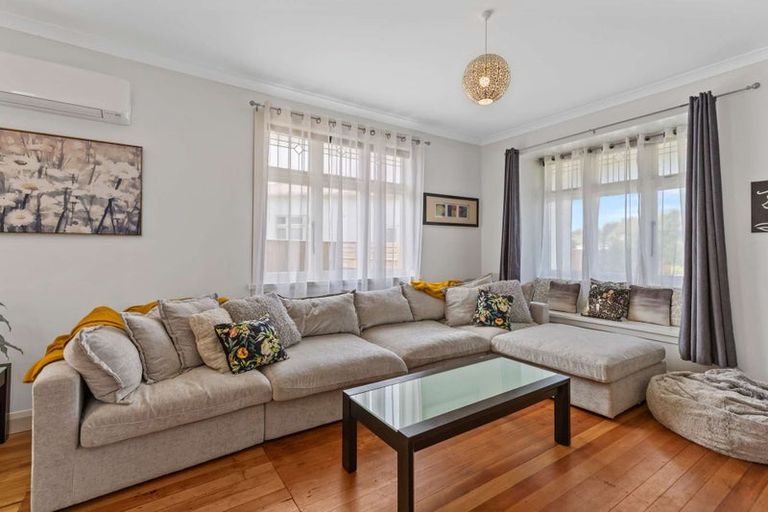 Photo of property in 96 Alma Road, Gonville, Whanganui, 4501