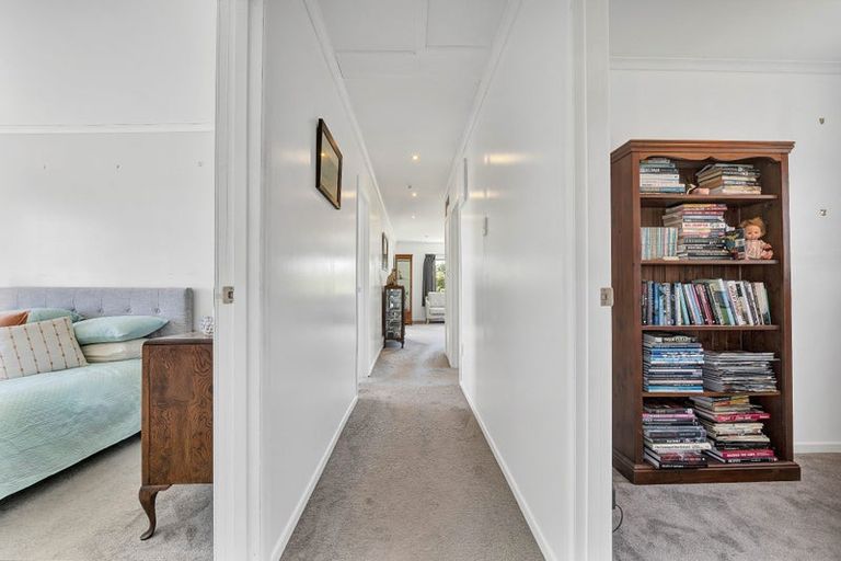 Photo of property in 282 Warea Road, Warea, New Plymouth, 4381