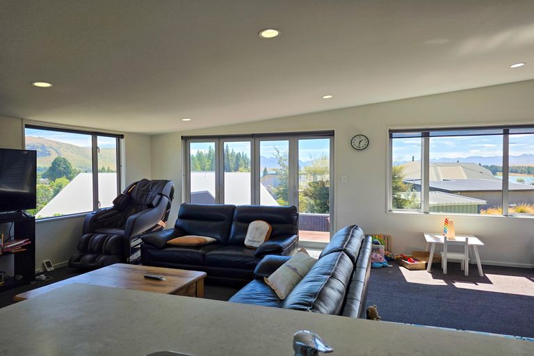 Photo of property in 26 Hamilton Drive, Lake Tekapo, 7999