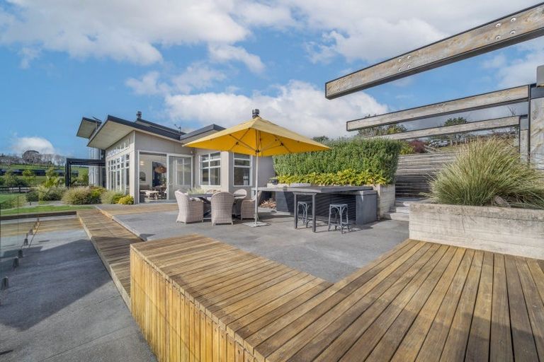 Photo of property in 426 Whitford Road, Whitford, Howick, 2571