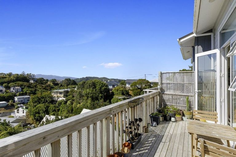 Photo of property in 44 Moffitt Street, Vogeltown, Wellington, 6021