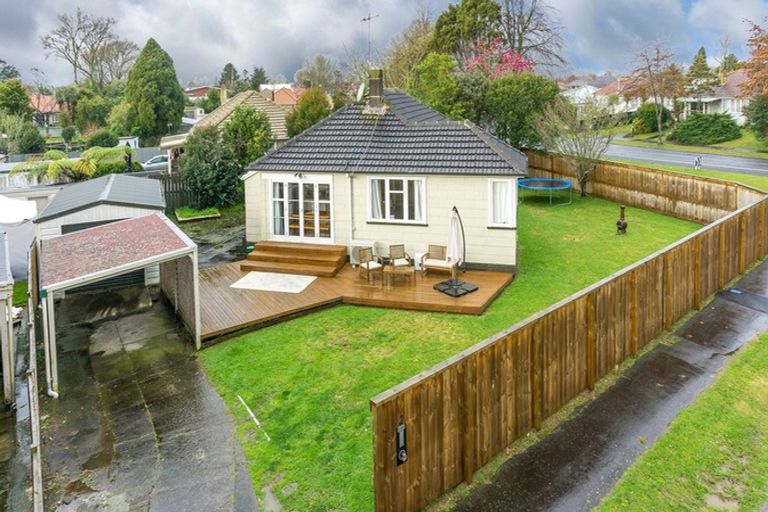 Photo of property in 2 Haultain Street, Fairfield, Hamilton, 3214