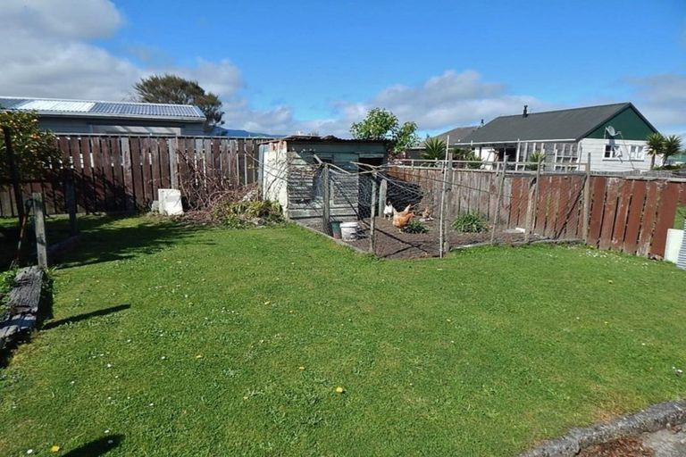 Photo of property in 56 Domett Street, Westport, 7825